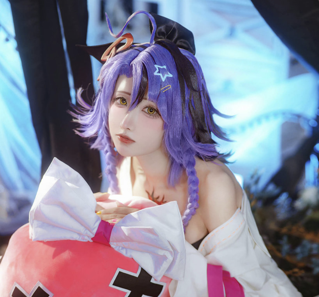 紫氯氯在COSPLAY中还有哪些令人印象深刻的作品？