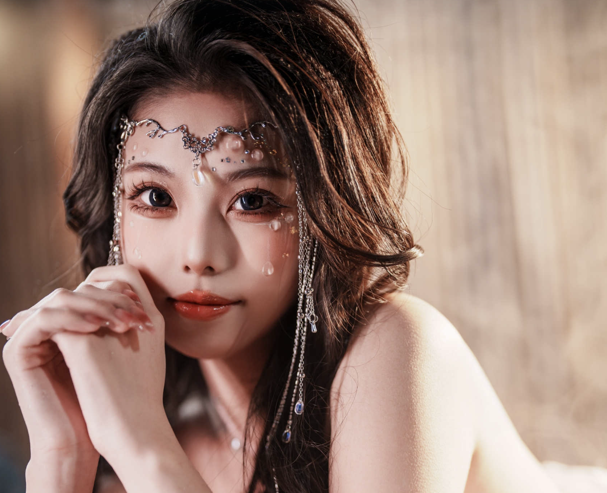 蜜汁猫裘：青春活力绽放，创作传奇续写，谣言不攻自破！