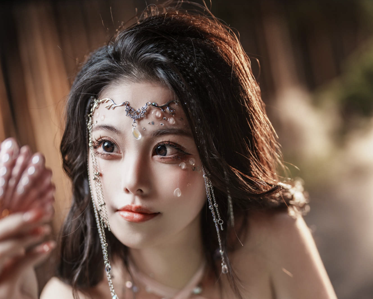 蜜汁猫裘：青春活力绽放，创作传奇续写，谣言不攻自破！