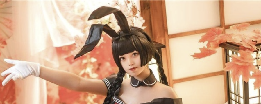 蜜汁猫裘的奇幻世界:探索coser界的璀璨明珠