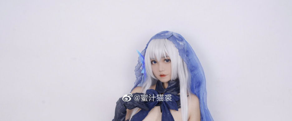 《约会大作战》鸢一折纸的绝美cosplay：蜜汁猫裘的魅力演绎