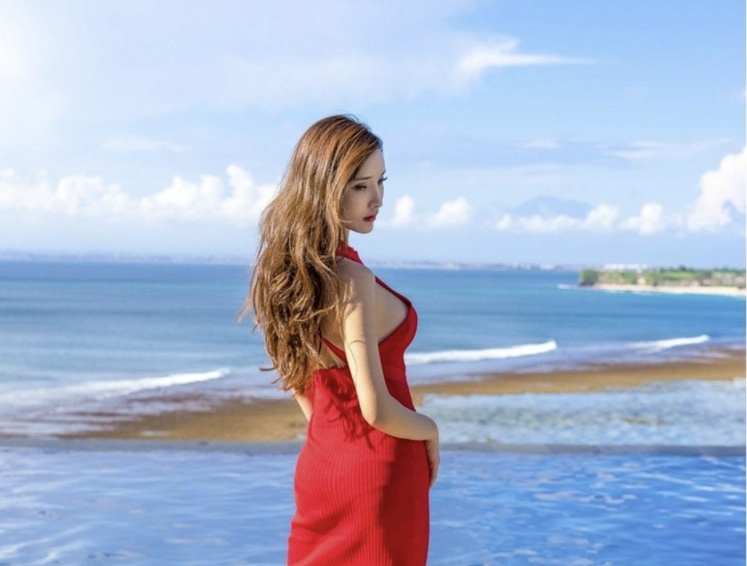 周妍希多才多艺的哈尔滨美女:演艺与舞蹈的璀璨之星