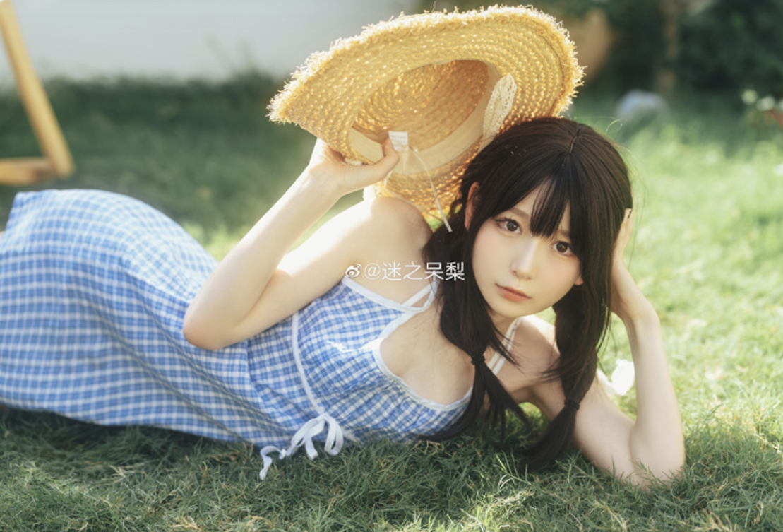 迷之呆梨清新邻家女孩气质十足的邻家妹子