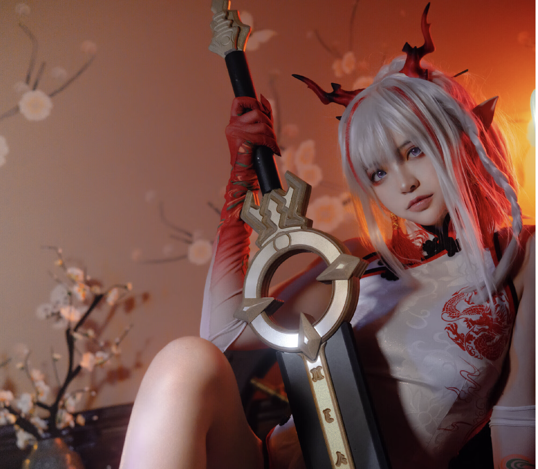 疯猫ss和疯了个猫都是一个人,高冷的长腿妹子