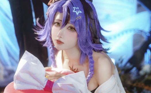 紫氯氯在COSPLAY中还有哪些令人印象深刻的作品?