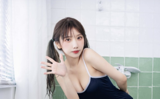 青春气息十足的果咩酱,快来和她一起感受凉爽