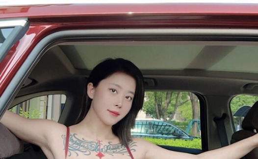 张老师正能量微密视频在哪里看，张贺玉蝴蝶结真让人向往